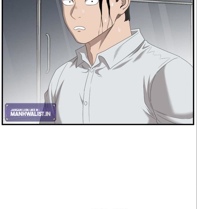A Bad Person Chapter 142 halaman 123